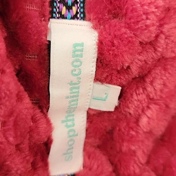 Shop the Mint Fleece Pullover in a Terra Cotta Color..Large - Picture 5 of 5